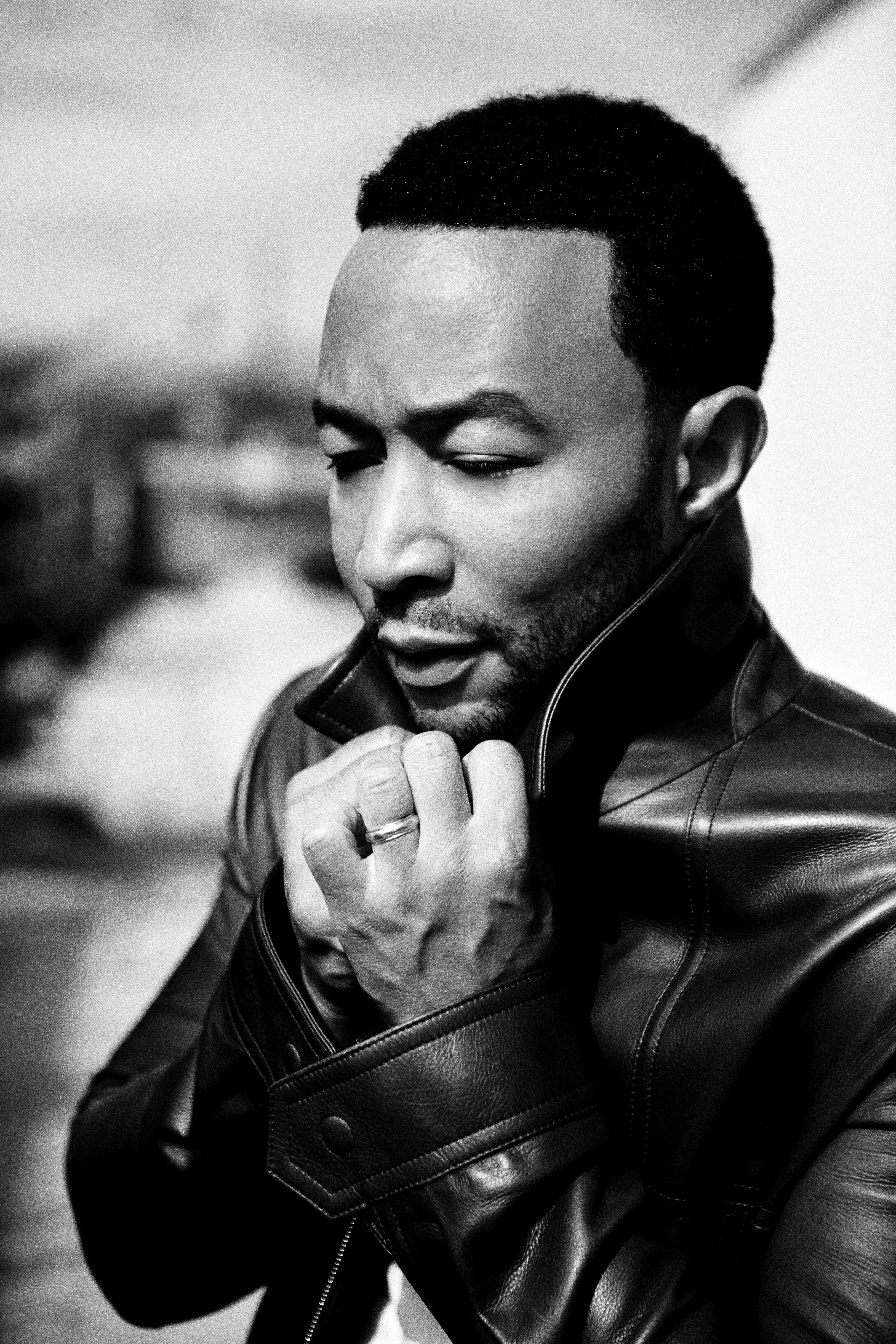 John Legend – czarno-biały portret z oficjalnego presspacka Muse